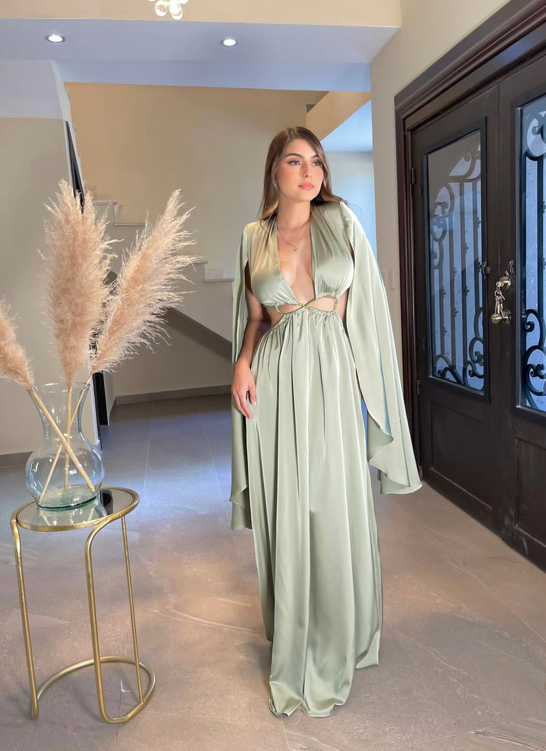 VESTIDO SATIN VERDE OLIVO - Main Image